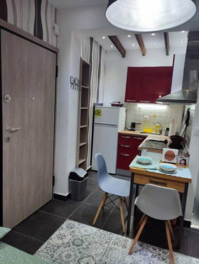 Super Stylish Studio II